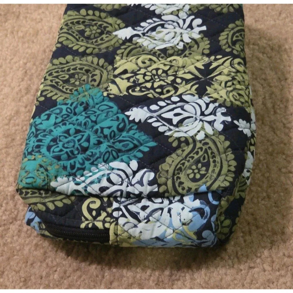 Vera Bradley Caribbean Sea Large Fabric Cosmetic Bag Zip Makeup Pouch 14542-G08